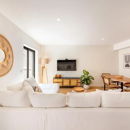 Guestready - Stunning Boho Retreat In Campolide W/ Terrace * Lisboa