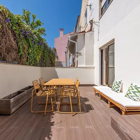 Apartamento Guestready - Stunning Boho Retreat In Campolide W/ Terrace *