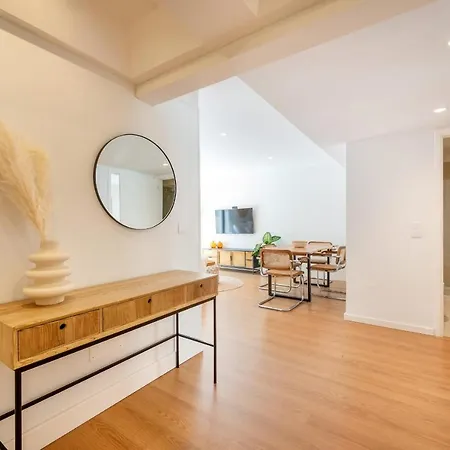 Guestready - Stunning Boho Retreat In Campolide W/ Terrace Appartement